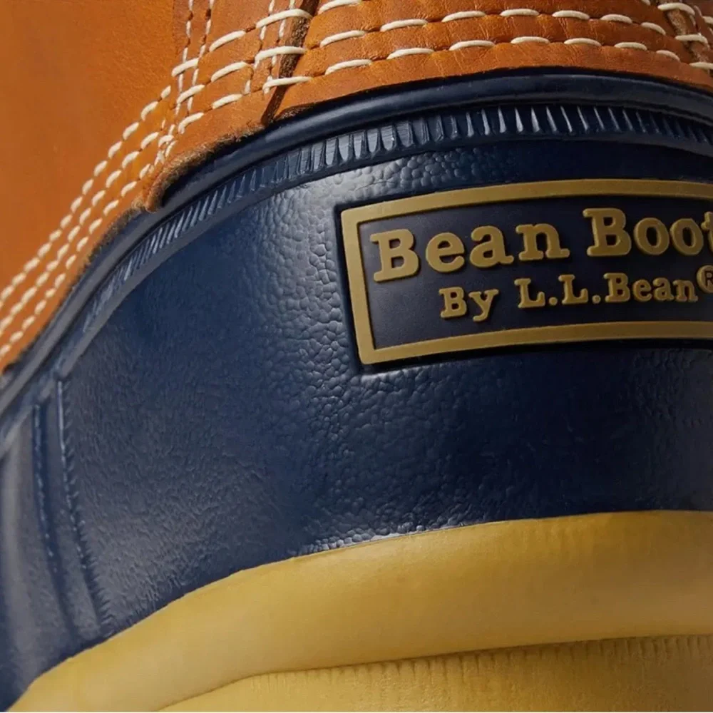 L.L.Bean Duck Boot Women’s 7N Navy Tan EUC